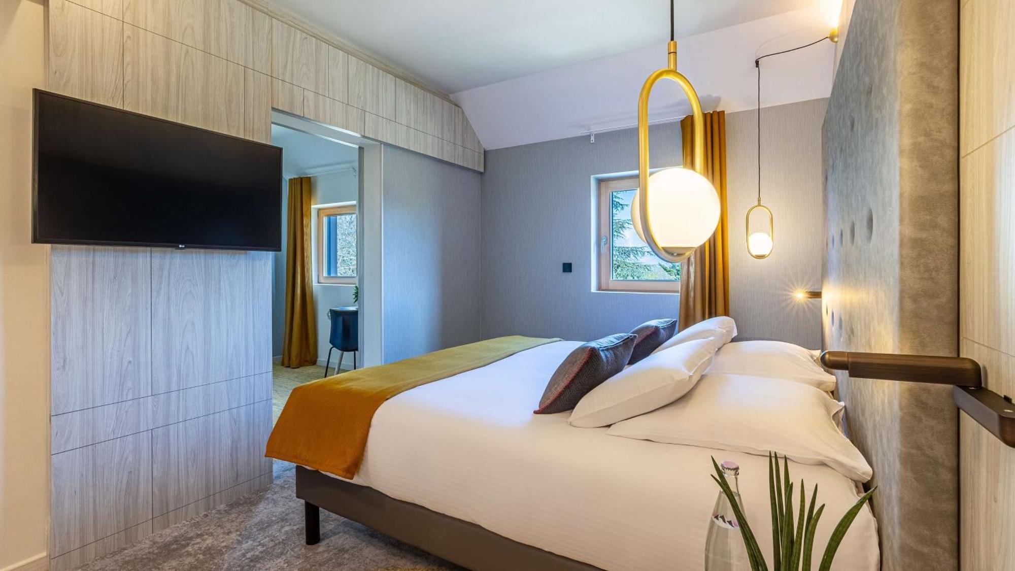 Domaine De & - Bw Premier Collection Hotel 4*